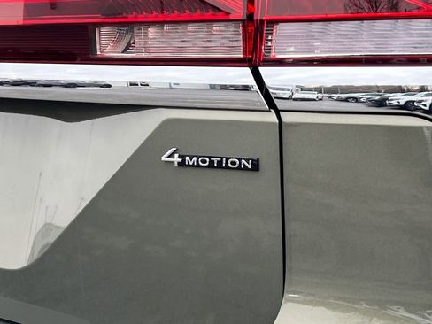 New 2026 Volkswagen Atlas SE image 6