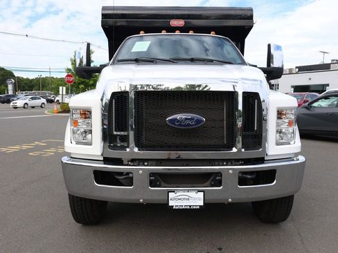 Used 2022 Ford F650 2WD Regular Cab Super Duty image 8