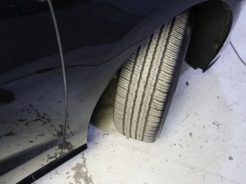 Used 2024 Toyota Sienna XLE image 36