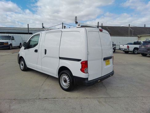 Used 2014 Nissan NV200 S w/ Cruise Control Package FWD image 4