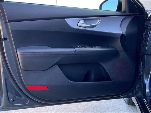 Certified 2024 Kia Forte LXS image 21