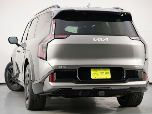 Used 2024 Kia EV9 GT-Line image 6