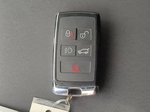 Certified 2023 Land Rover Discovery S R-Dynamic image 36