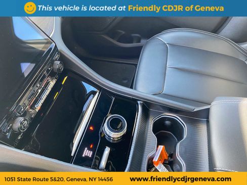 New 2025 Jeep Grand Cherokee Limited image 17