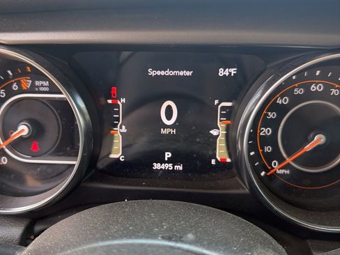 Used 2022 Jeep Gladiator Sport AWD/4WD image 10