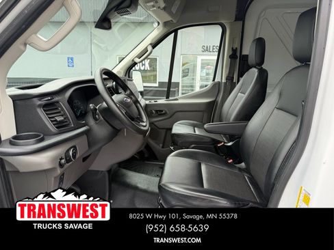 Used 2024 Ford Transit 250 148 Medium Roof Extended AWD image 5
