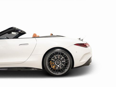 Used 2022 Mercedes-Benz SL 63 AMG 4MATIC image 18