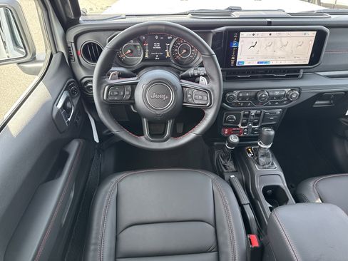 New 2026 Jeep Wrangler Unlimited Rubicon 392 image 28