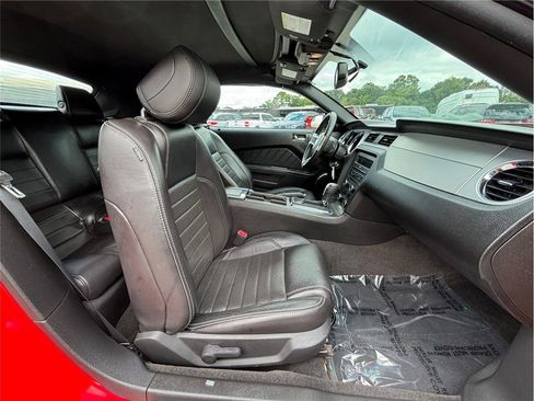 Used 2013 Ford Mustang GT Premium w/ Security Pkg image 32