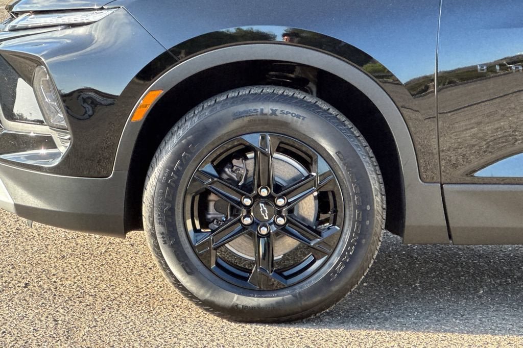 New 2026 Chevrolet Blazer LT w/ Midnight/Sport Edition FWD image 25