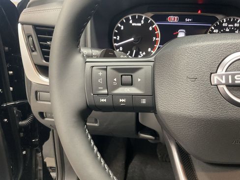 New 2026 Nissan Rogue SV w/ Cold Weather Package AWD/4WD image 19