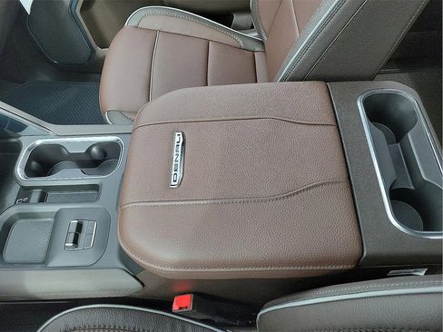 New 2026 GMC Sierra 2500 Denali w/ Denali Reserve Package image 20