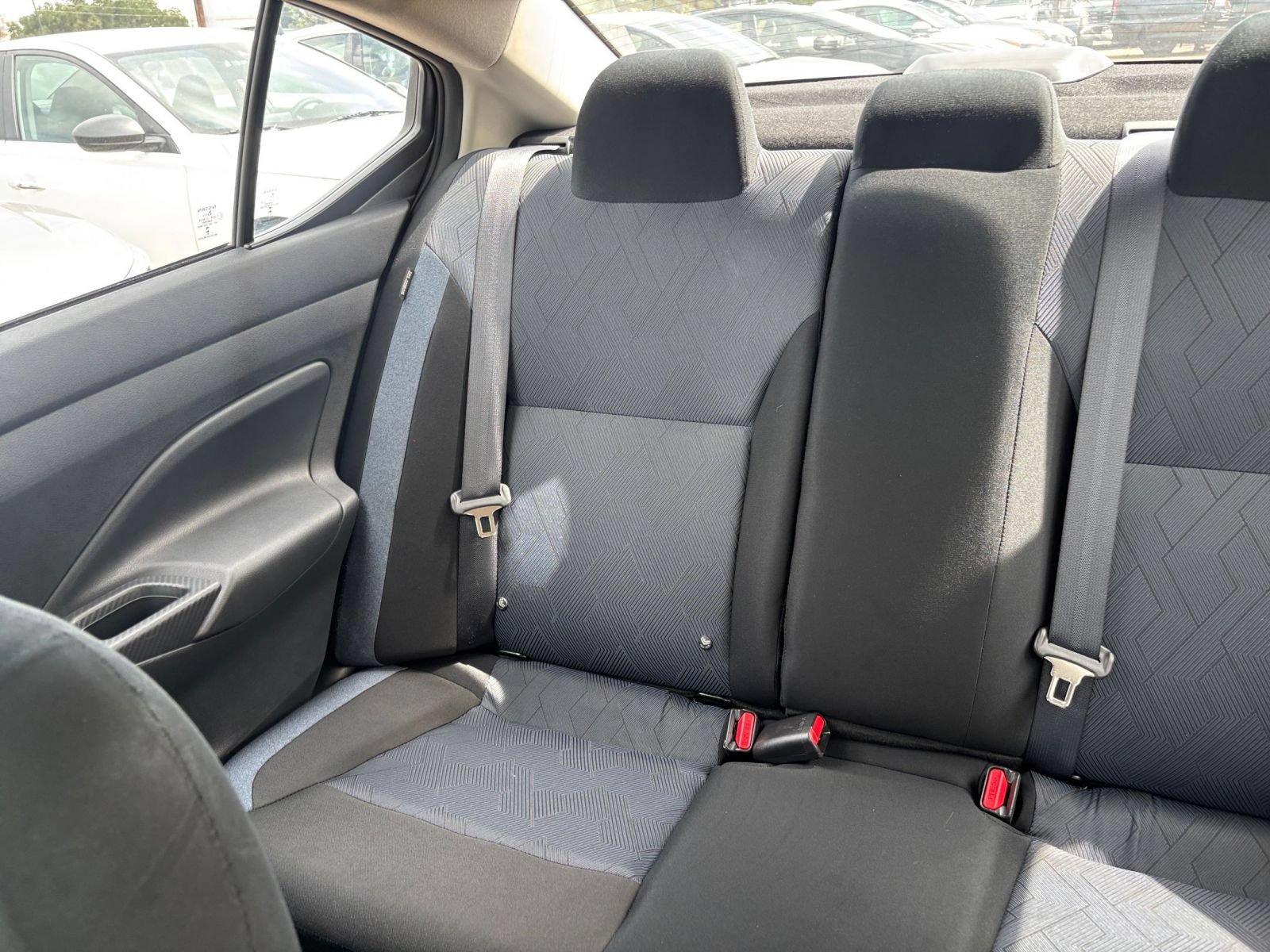 Used 2025 Nissan Versa SV FWD image 36