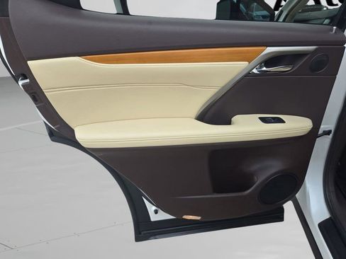 Used 2019 Lexus RX 350 FWD image 17