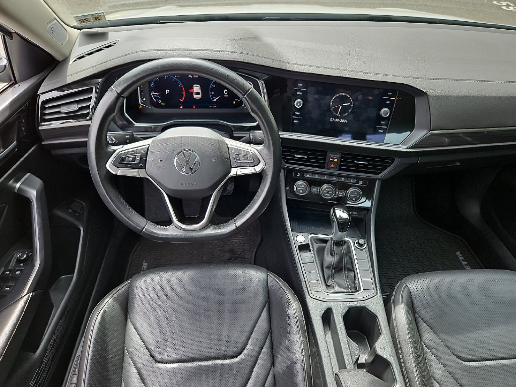 Certified 2023 Volkswagen Jetta SEL FWD image 11