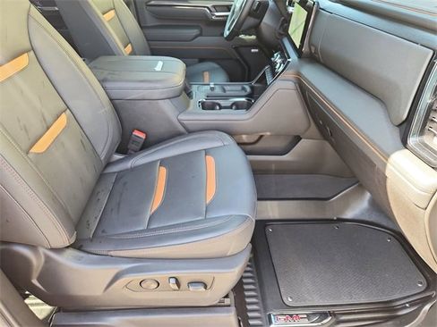 Certified 2025 GMC Sierra 2500 AT4 w/ AT4 Premium Plus Package image 29