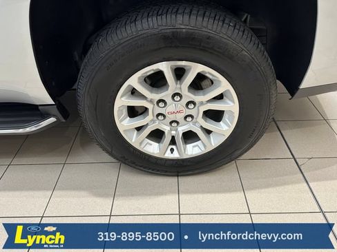 Used 2018 GMC Yukon SLT AWD/4WD image 34