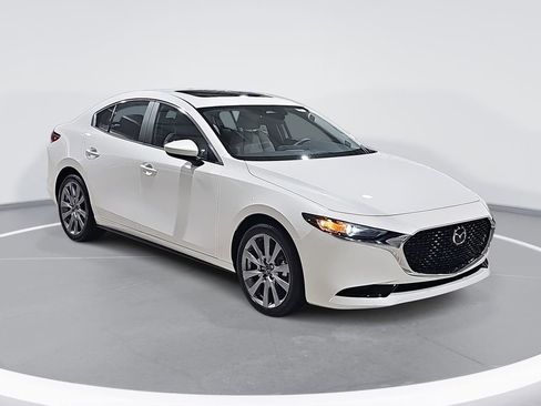 New 2026 MAZDA MAZDA3 2.5 S Sedan w/ Preferred Pkg image 3
