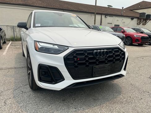 Used 2023 Audi SQ5 Premium Plus w/ Premium Plus Package AWD/4WD image 2