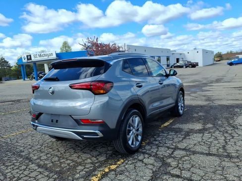 Used 2023 Buick Encore GX Essence w/ Experience Buick Package AWD/4WD image 4