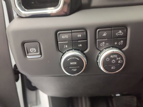 Used 2025 GMC Sierra 2500 Denali Ultimate AWD/4WD image 14