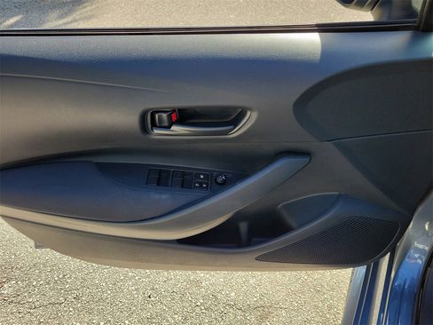 Used 2025 Toyota Corolla LE image 13