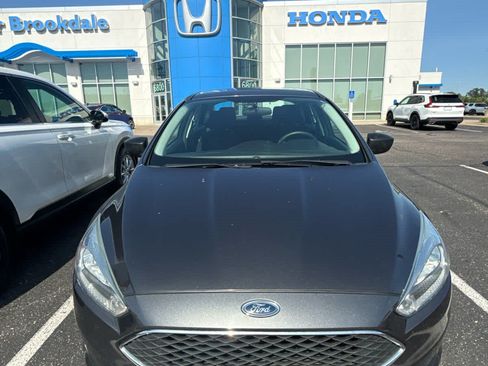 Used 2015 Ford Focus S FWD image 5