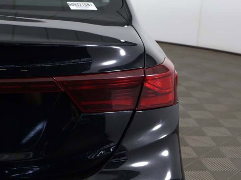 Used 2023 Kia Forte LXS w/ LXS Technology Package image 15