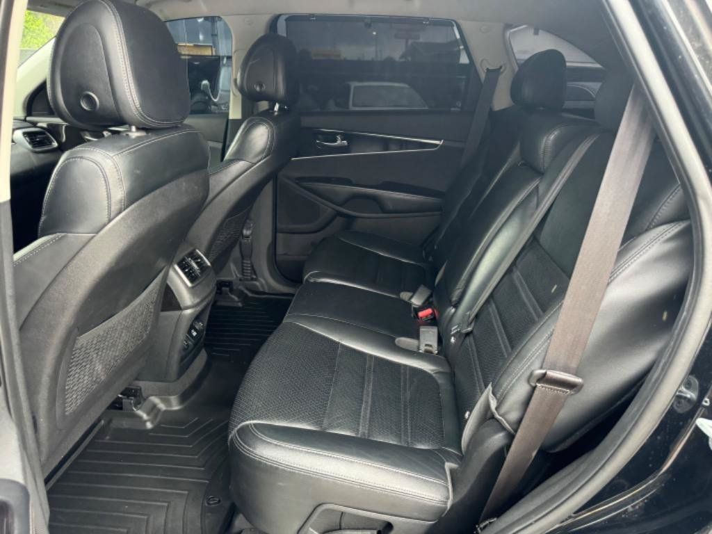 Used 2016 Kia Sorento EX w/ EX Premium Package FWD image 12