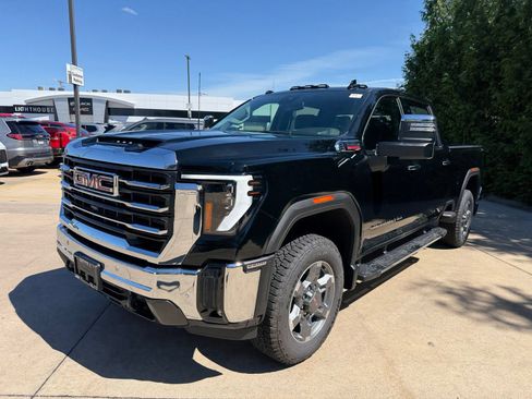 New 2026 GMC Sierra 2500 SLT w/ SLT Premium Package AWD/4WD image 7