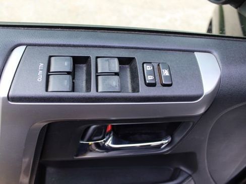 Used 2016 Toyota 4Runner SR5 Premium AWD/4WD image 25