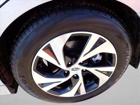 Certified 2025 Subaru Legacy Premium w/ Popular Package #1A AWD/4WD image 7