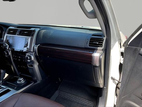 Used 2023 Toyota 4Runner Limited AWD/4WD image 26