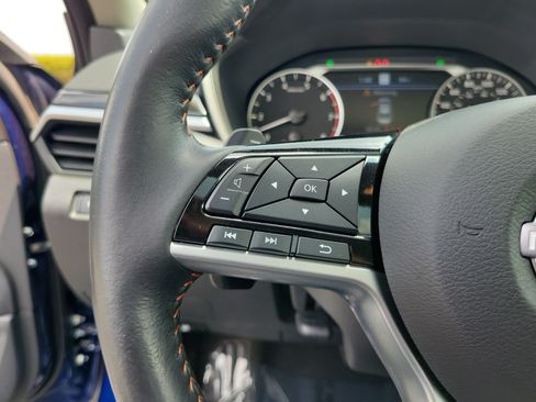 Certified 2023 Nissan Altima 2.0 SR FWD image 22