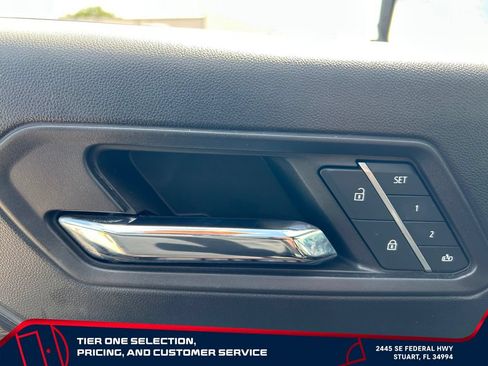 Certified 2023 GMC Canyon AT4 w/ AT4 Premium Package AWD/4WD image 12