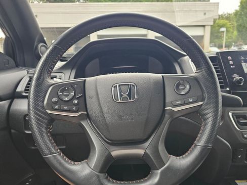 Used 2023 Honda Passport TrailSport image 25