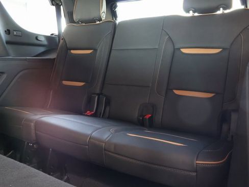 Certified 2022 GMC Yukon AT4 w/ Technology Package image 15