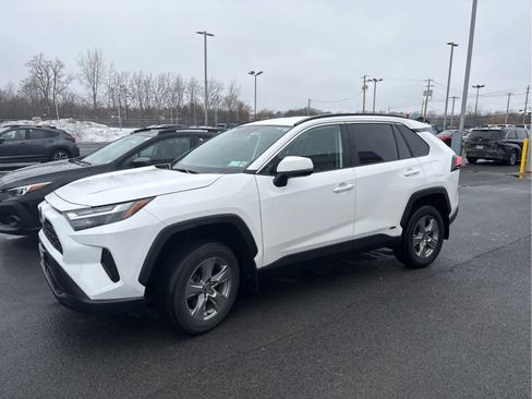 Used 2023 Toyota RAV4 XLE w/ XLE Grade Weather Package image 1