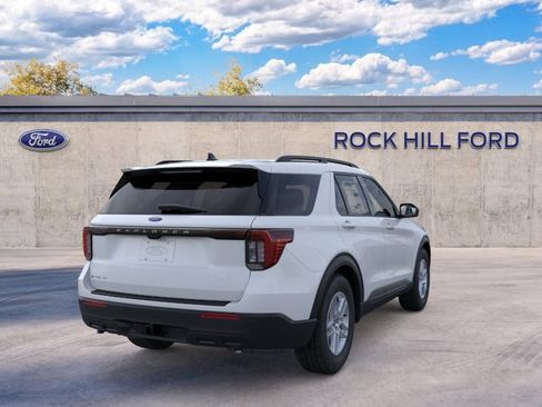 New 2026 Ford Explorer Active RWD image 8