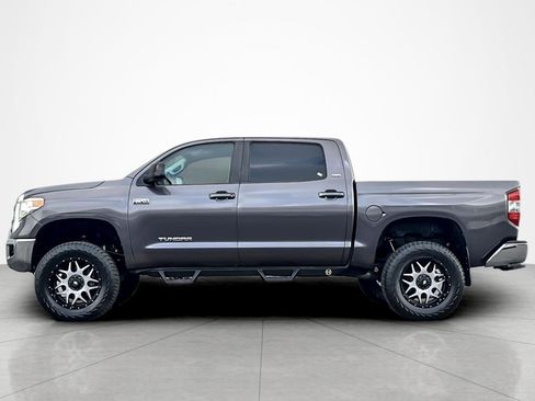 Used 2015 Toyota Tundra SR5 w/ SR5 Upgrade Package image 2