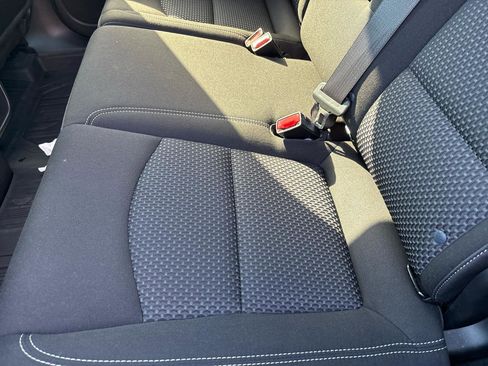 Used 2022 GMC Terrain SLE w/ Driver Convenience Package image 23