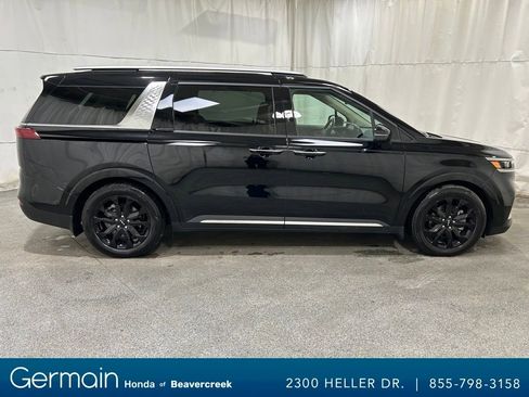 Used 2024 Kia Carnival SX Prestige image 9