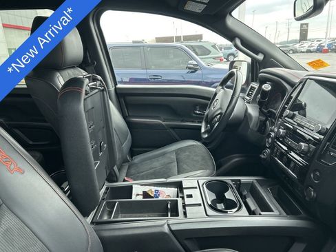 Used 2021 Nissan Titan PRO-4X w/ Pro-4x Utility Package image 3