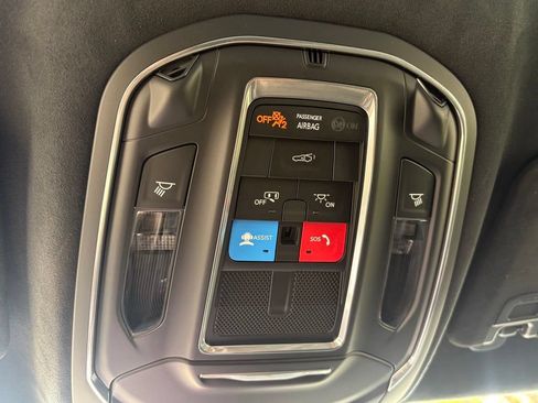 Used 2026 Dodge Charger Scat Pack AWD/4WD image 19