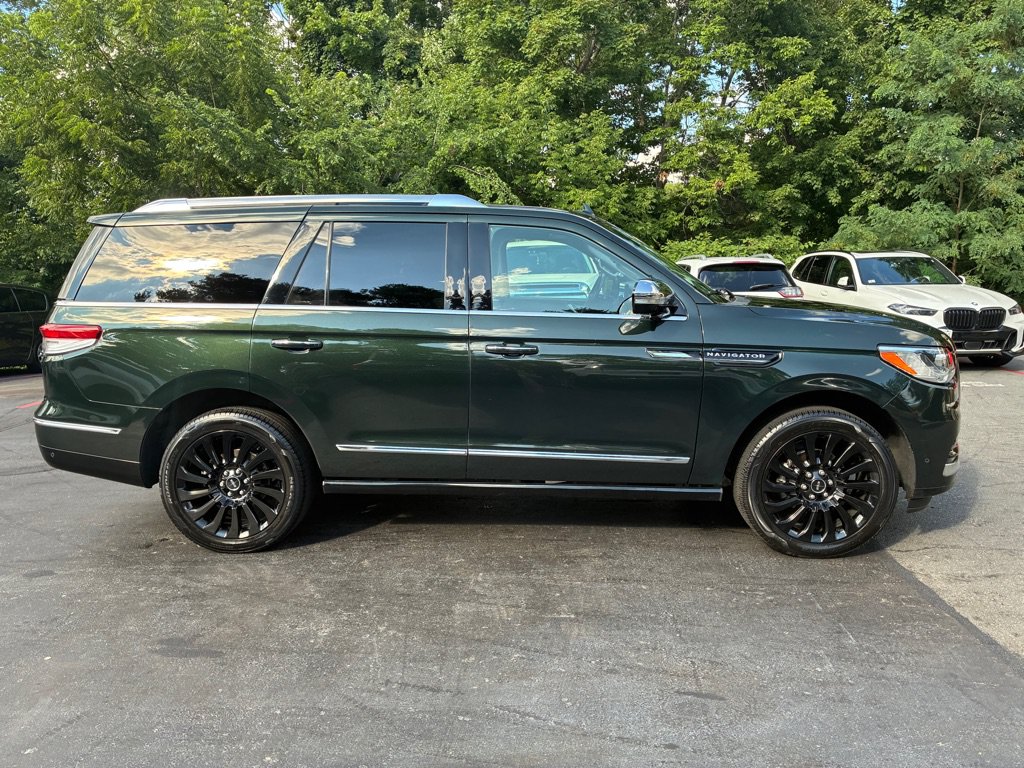 Used 2022 Lincoln Navigator Black Label AWD/4WD image 5