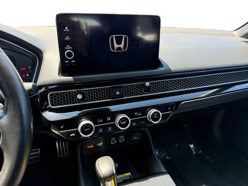 Used 2022 Honda Civic Sport Touring image 12