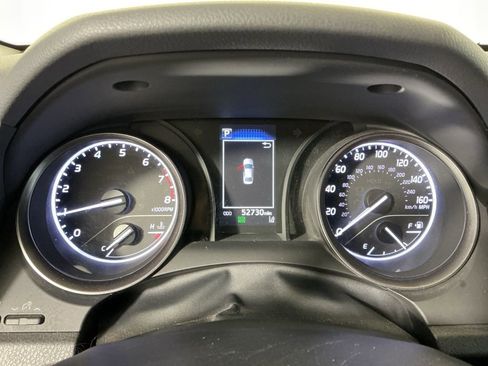 Used 2022 Toyota Camry SE image 11