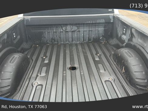Used 2021 Ford F250 XLT w/ XLT Value Package AWD/4WD image 21