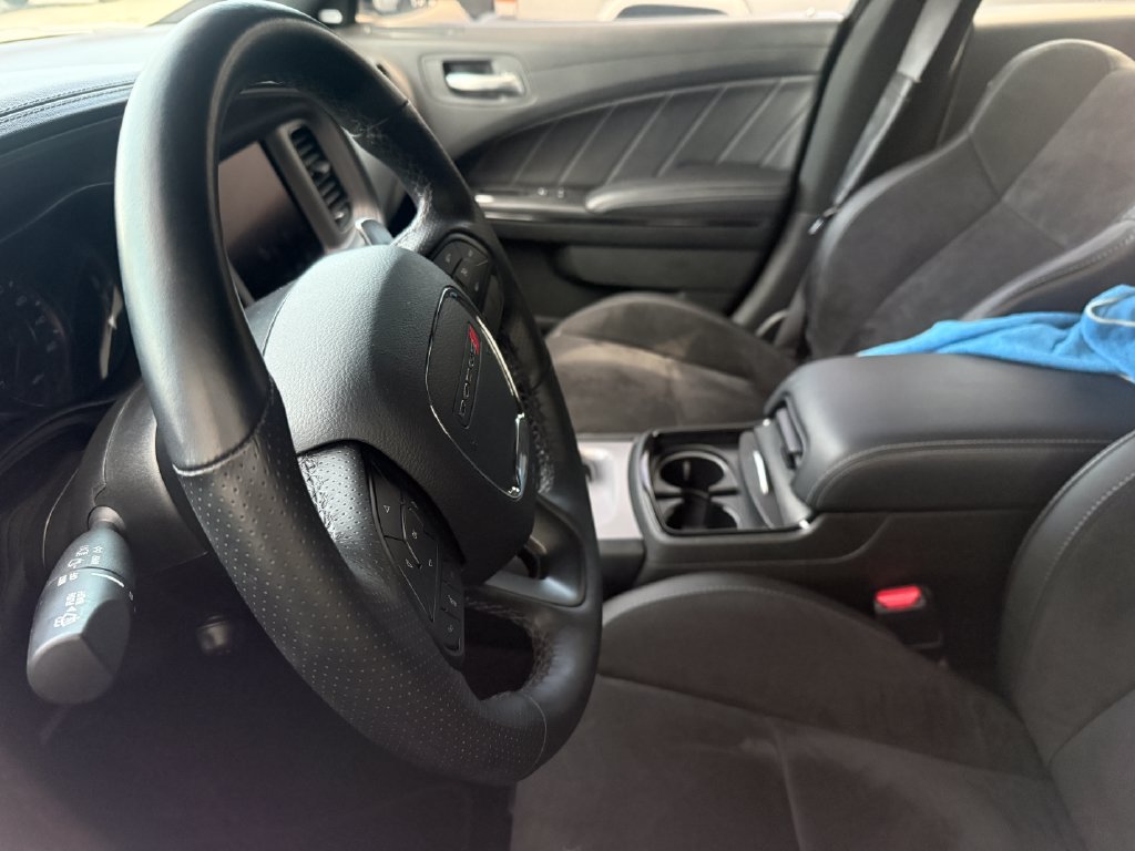 Used 2023 Dodge Charger R/T w/ Plus Group RWD image 3