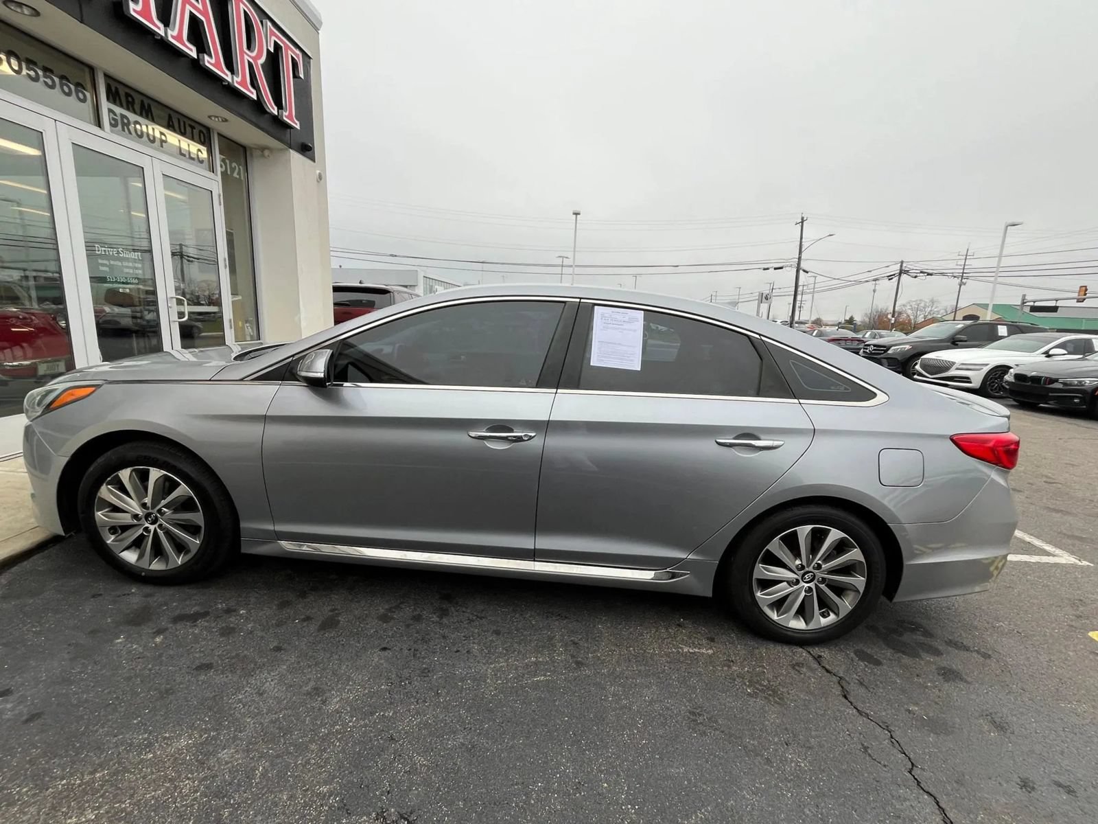 Used 2015 Hyundai Sonata Sport w/ Option Group 03 FWD image 8